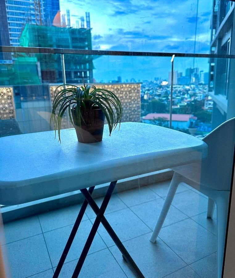 Uptown Parksuites Taguig Kültér fotó